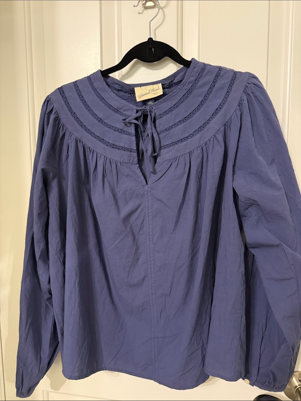 NWOT Universal Thread Target Women's dark Lavender Peasant Blouse with Tie Neck
